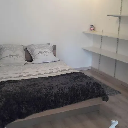 Calme Et Campagne Apartment